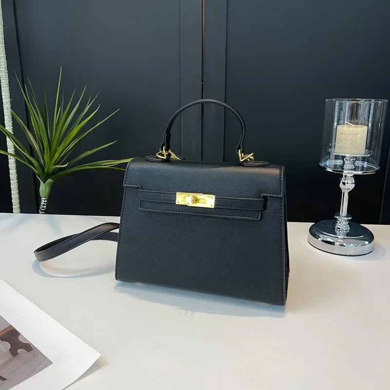 Fashionable Crossbody Bag For Women, High-Quality Luxury Designer Handbag With Gold Hardware, Durable & Stylish