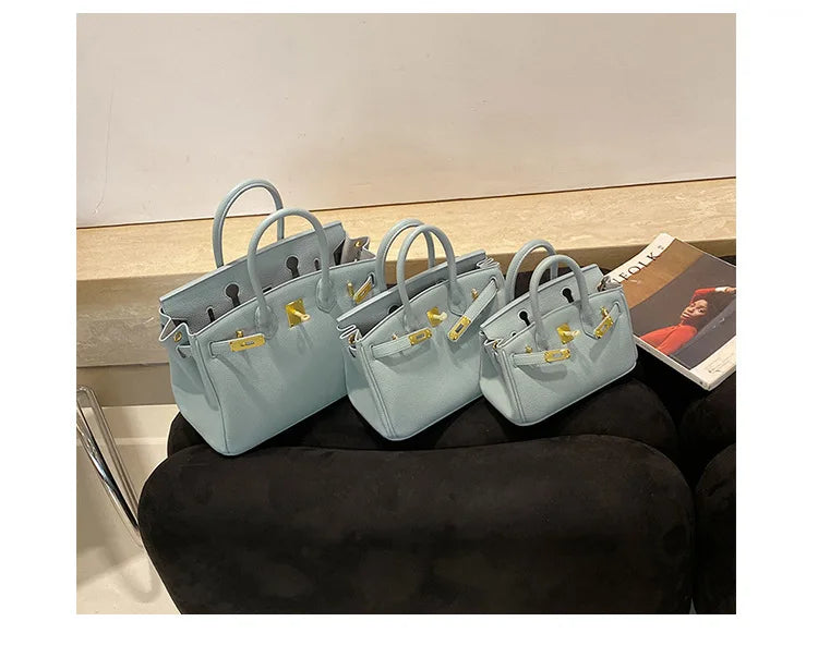 Luxury Brand Handbags for Women, Fashionable Shoulder Bag and Tote Bags in Leather By Famous Designer Elegant
