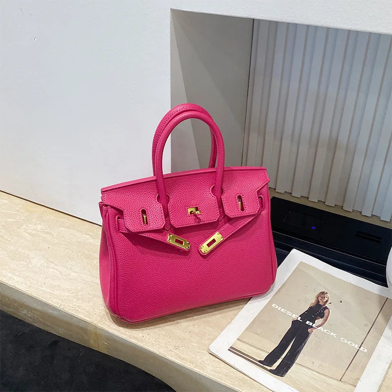 Luxury Brand Handbags for Women, Fashionable Shoulder Bag and Tote Bags in Leather By Famous Designer Elegant