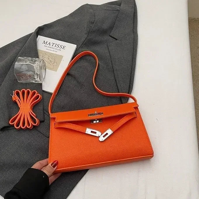2025 New Designer Shoulder Bag Genuine Leather Crossbody Purse for Women Fashion Casual Office Handbag with Gold Chain Strap