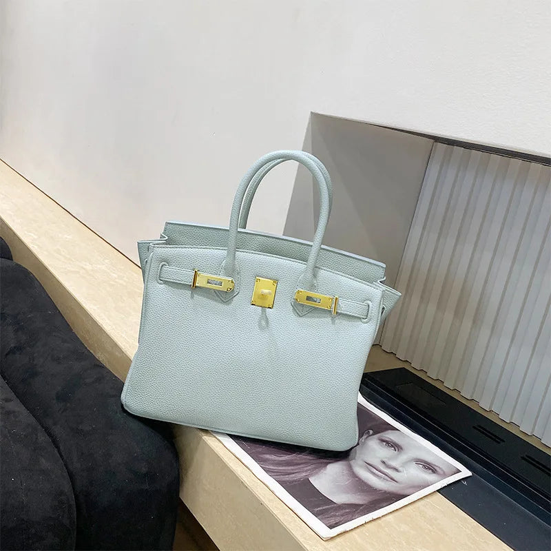 Luxury Brand Handbags for Women, Fashionable Shoulder Bag and Tote Bags in Leather By Famous Designer Elegant
