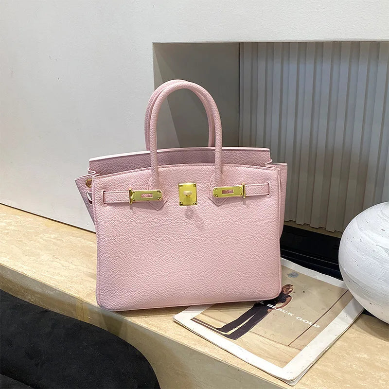 Luxury Brand Handbags for Women, Fashionable Shoulder Bag and Tote Bags in Leather By Famous Designer Elegant