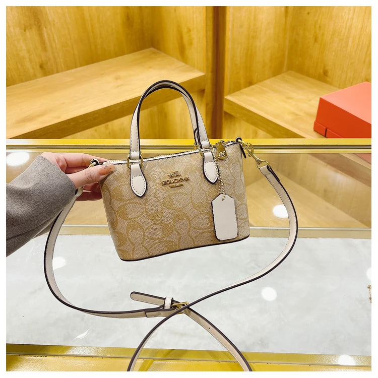 Chic Vintage Messenger Bag For Women - High-Quality Leather Crossbody Purse With Modern Minimalist Luxury Designer Style
